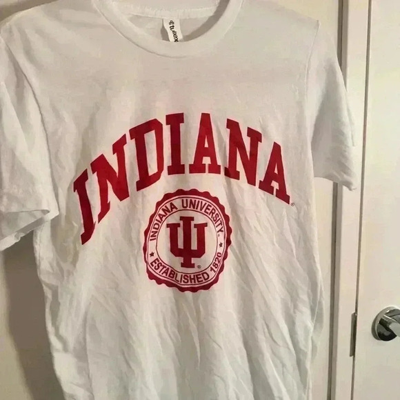 INDIANA UNIVERSITY HOOSIERS logo t-shirt - Picture 2 of 5